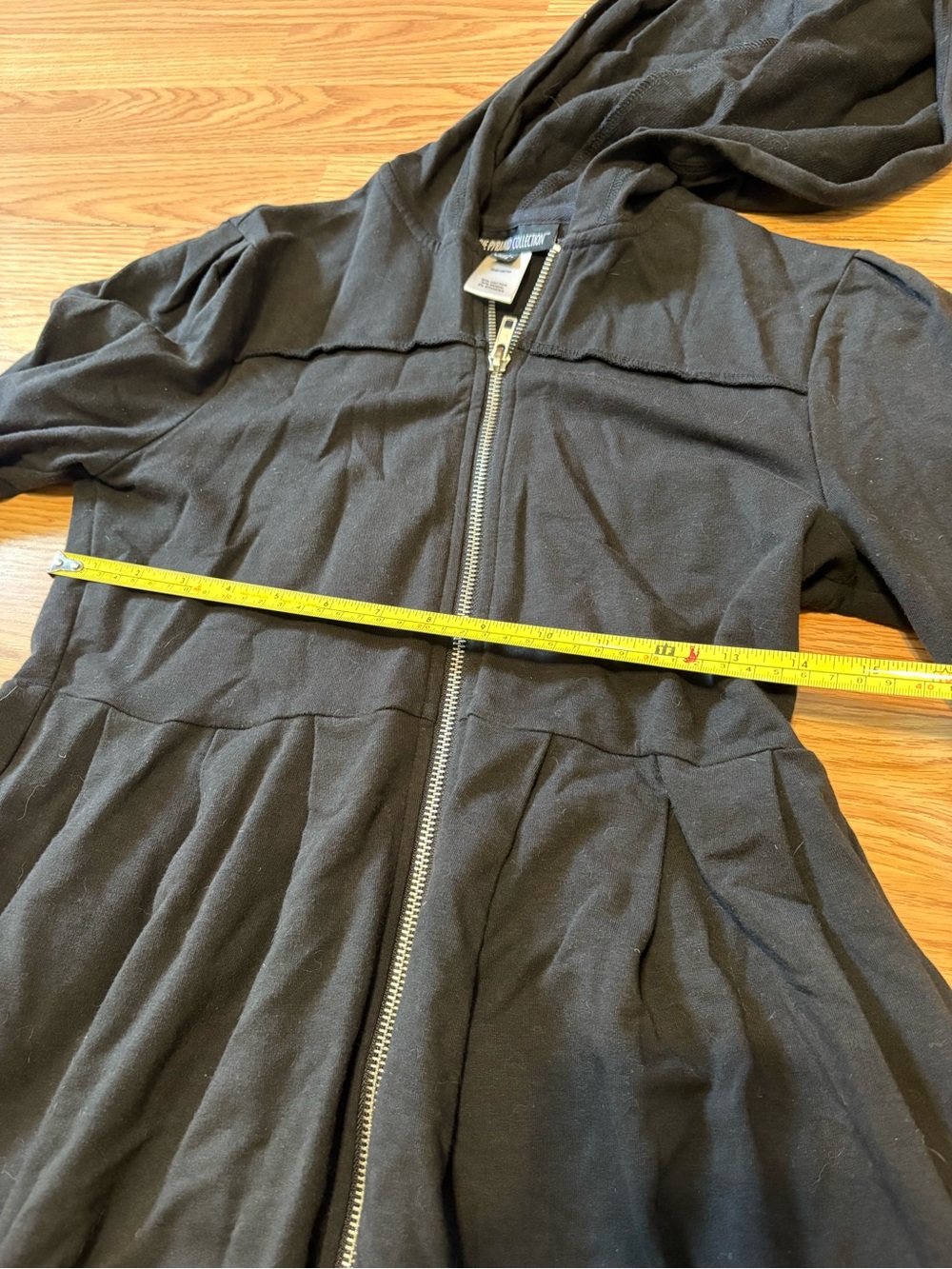 The Pyramid Collection Black Zip Hoodie Jacket - Picture 9 of 9